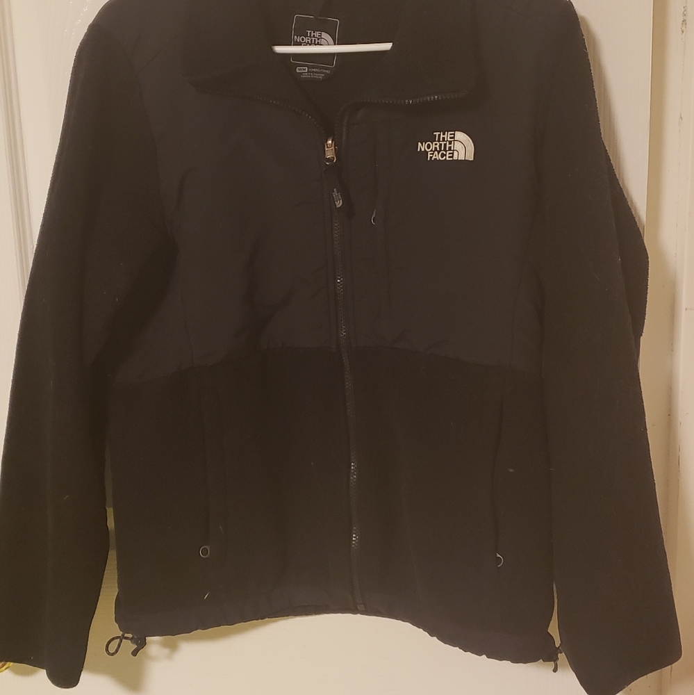 Black North Face Size Medium